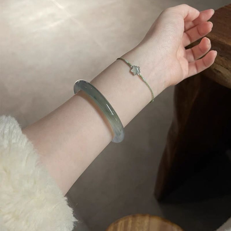 Myanmarese ijs-sieraden, olieg - Beauty & Makeup Katia Di Paola recensie en prijs
